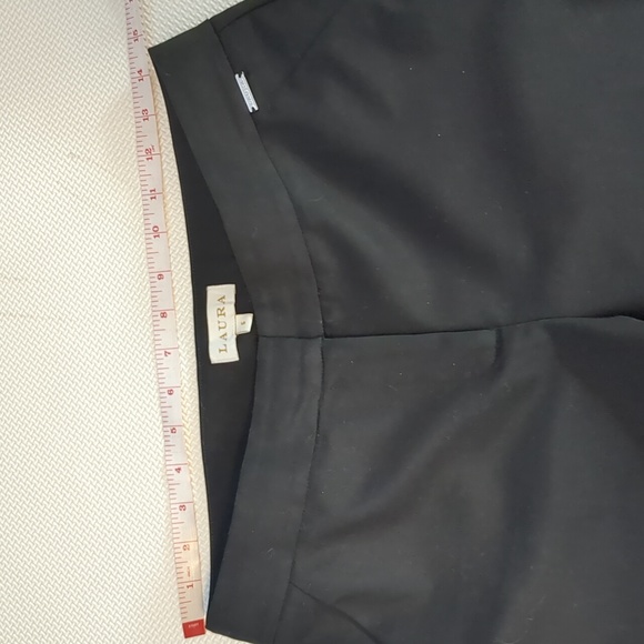 24. LAURA Black Capris - 6 - Picture 7 of 8